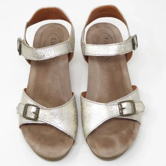 Taos Traveler Silver Gold Floral Wedge Sandals Leather Size 39 EU / 8-8.5 US - Picture 2 of 10